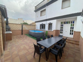 Fantastic Rural House in Montillana with swimming pool
